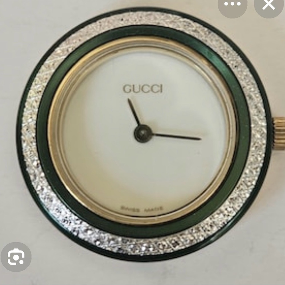 Gucci White and Silver Watch Face with Green Trim ISO